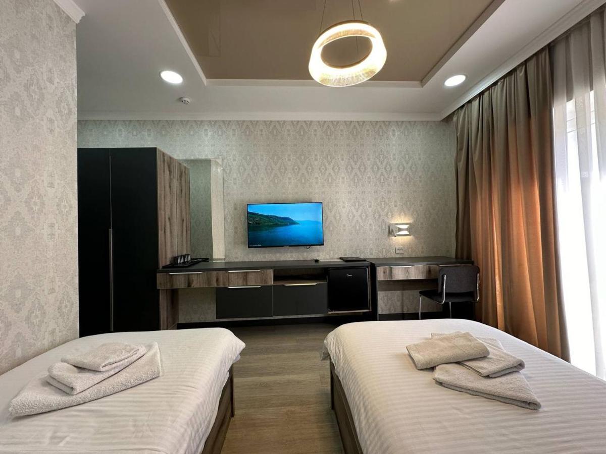 Vip Hotel Tashkent Exterior foto