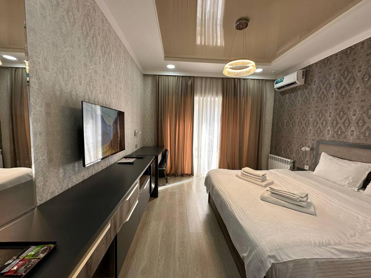 Vip Hotel Tashkent Exterior foto