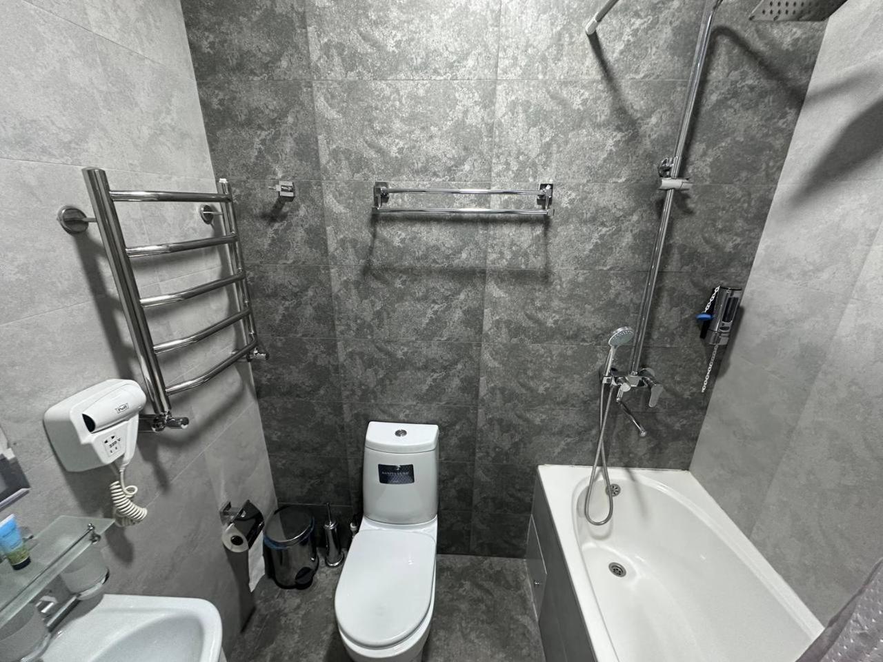 Vip Hotel Tashkent Exterior foto